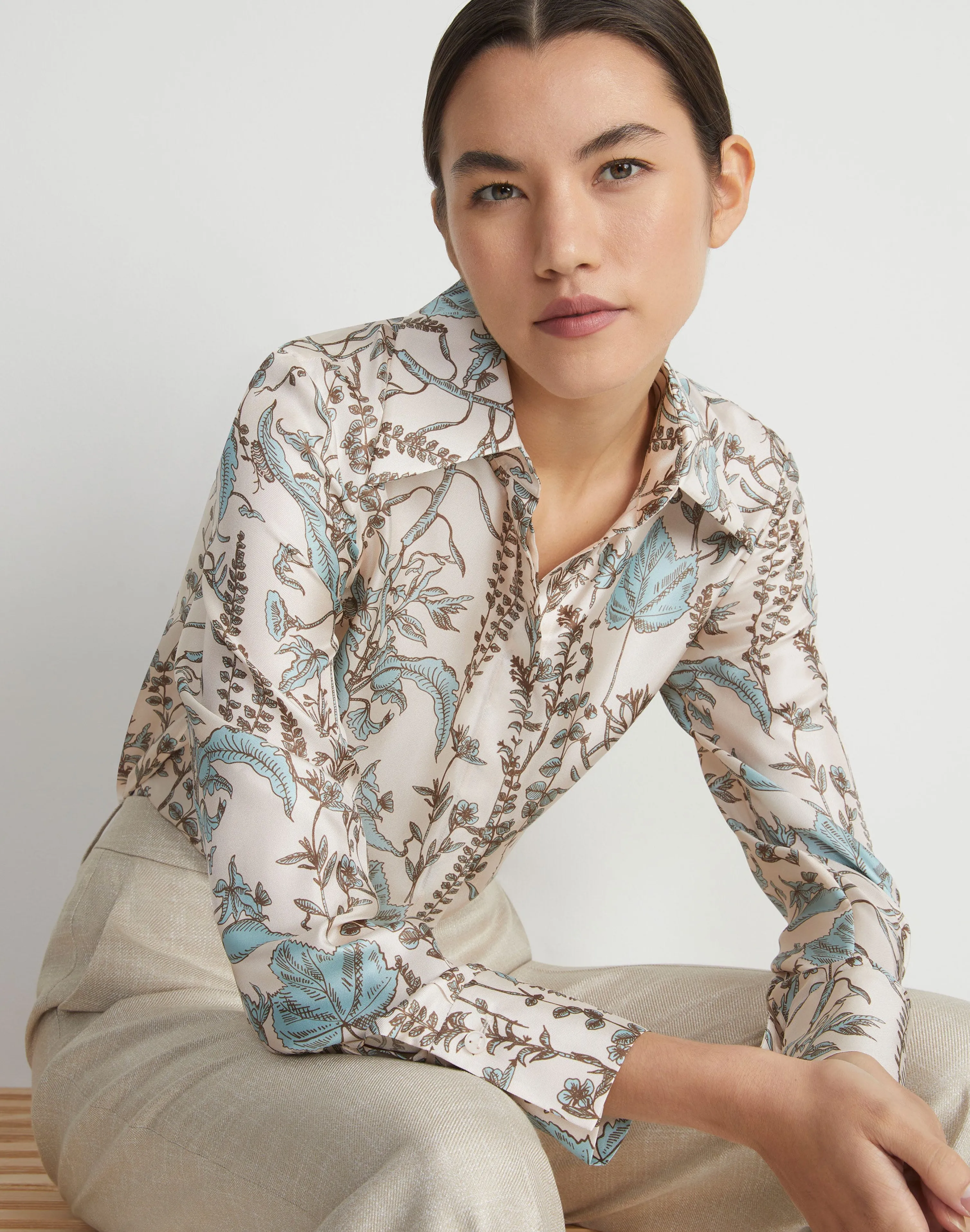 Flora Trail Print Silk Twill Collared Blouse