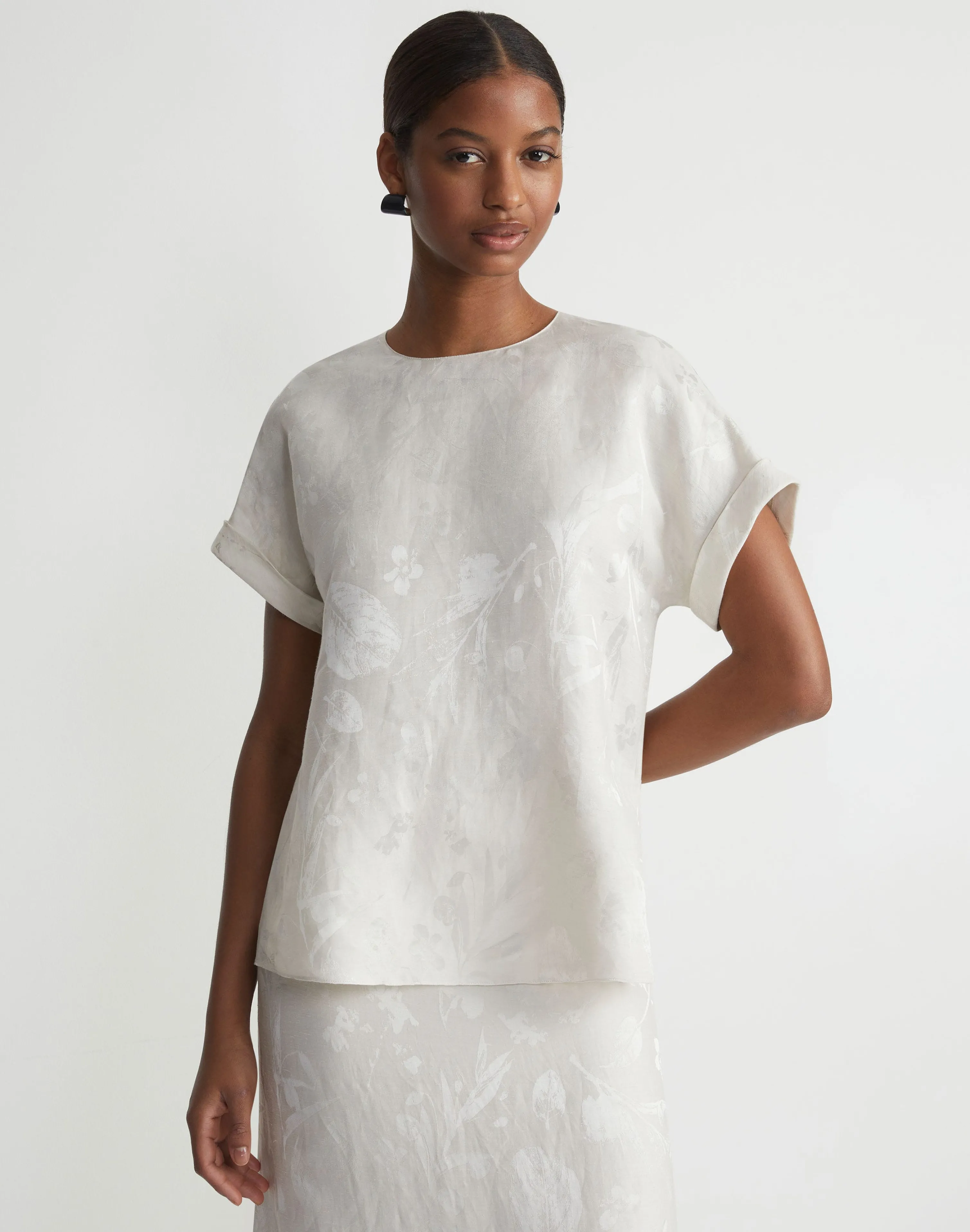 Eco Flora Jacquard Linen-Viscose T-Shirt Blouse
