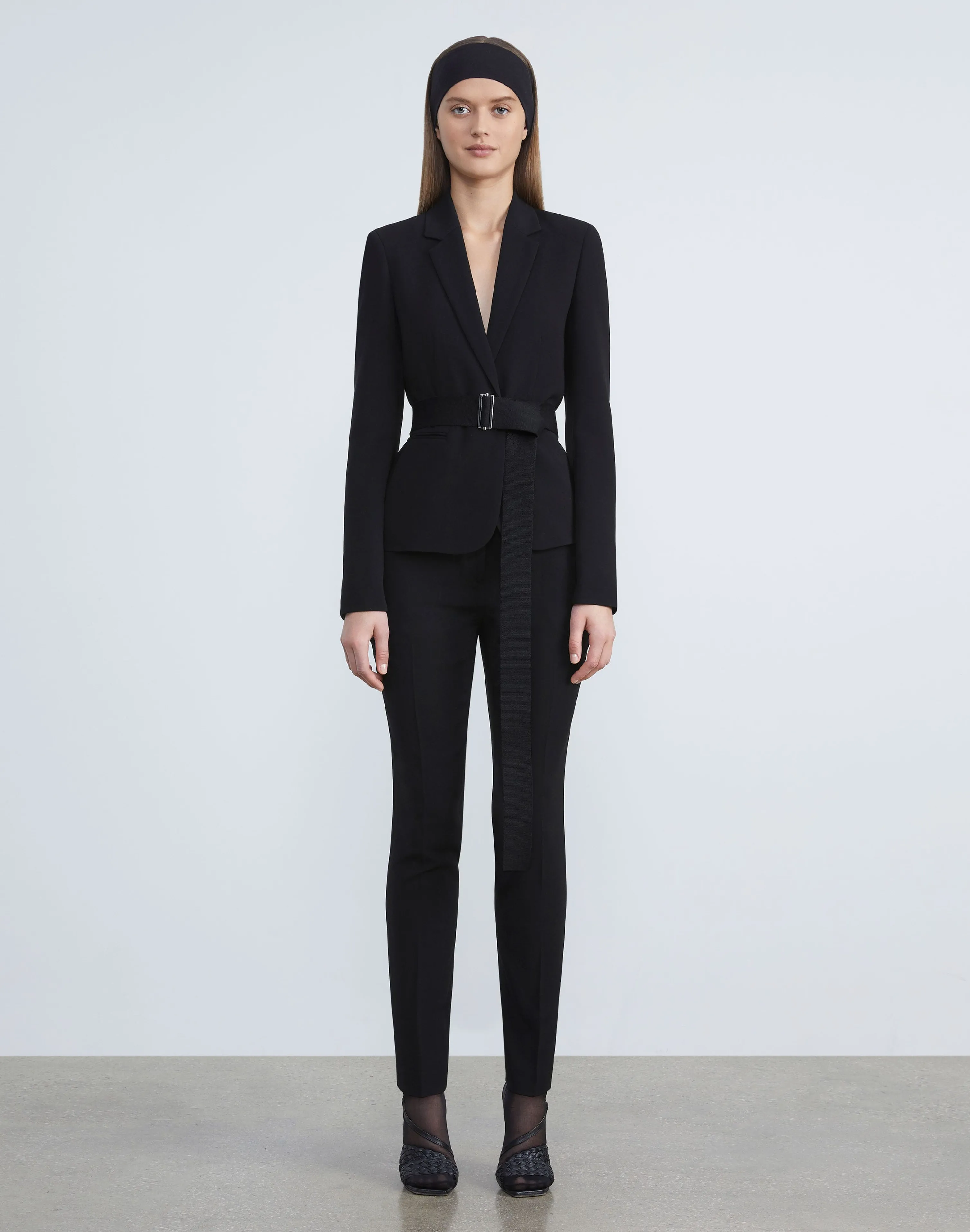 Finesse Crepe Single Button Blazer