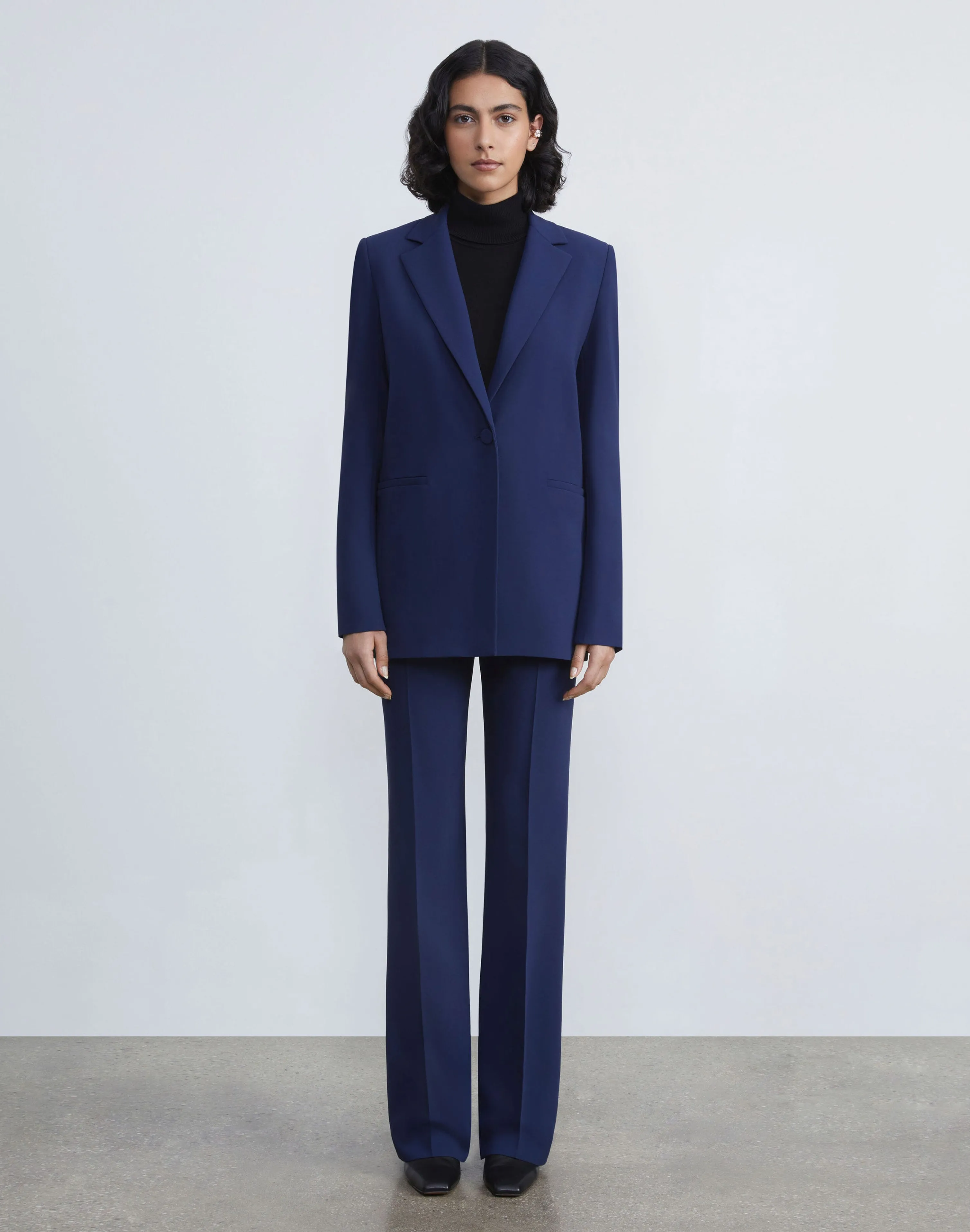 Finesse Crepe Blazer