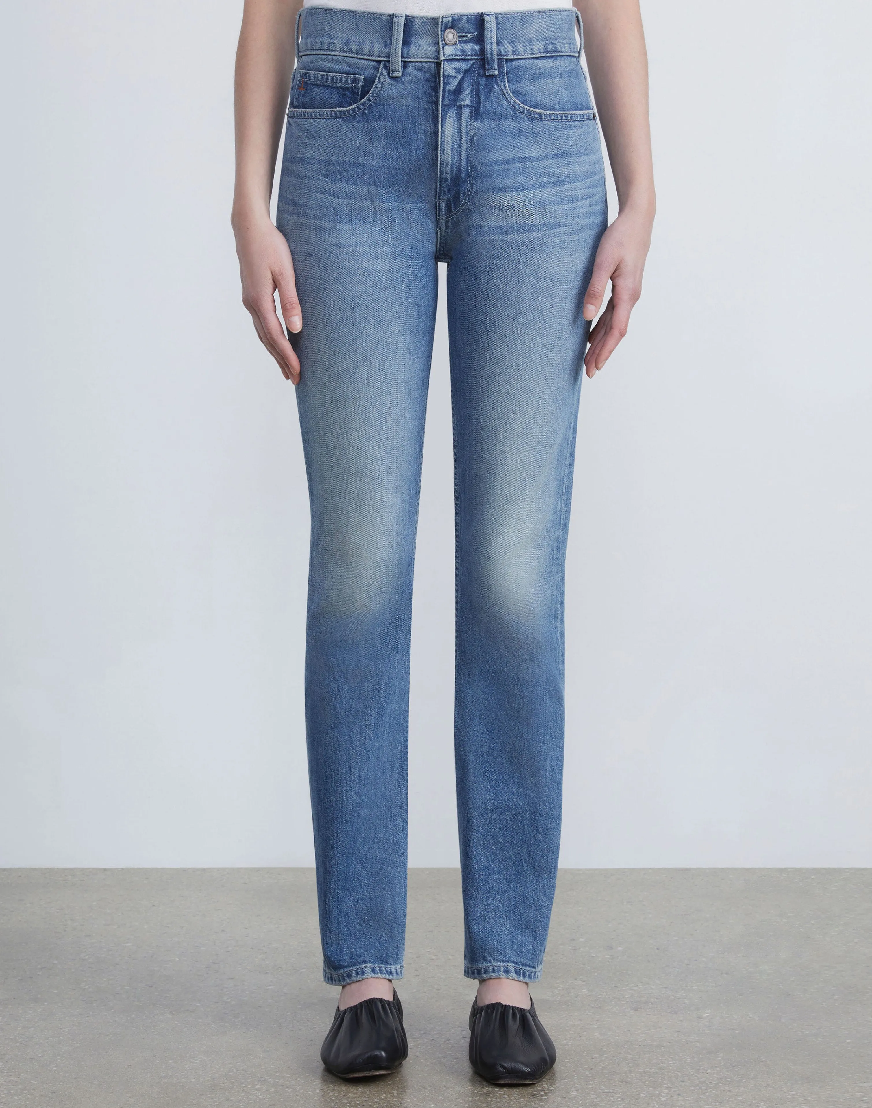 L148 Denim Reeve Straight Jean