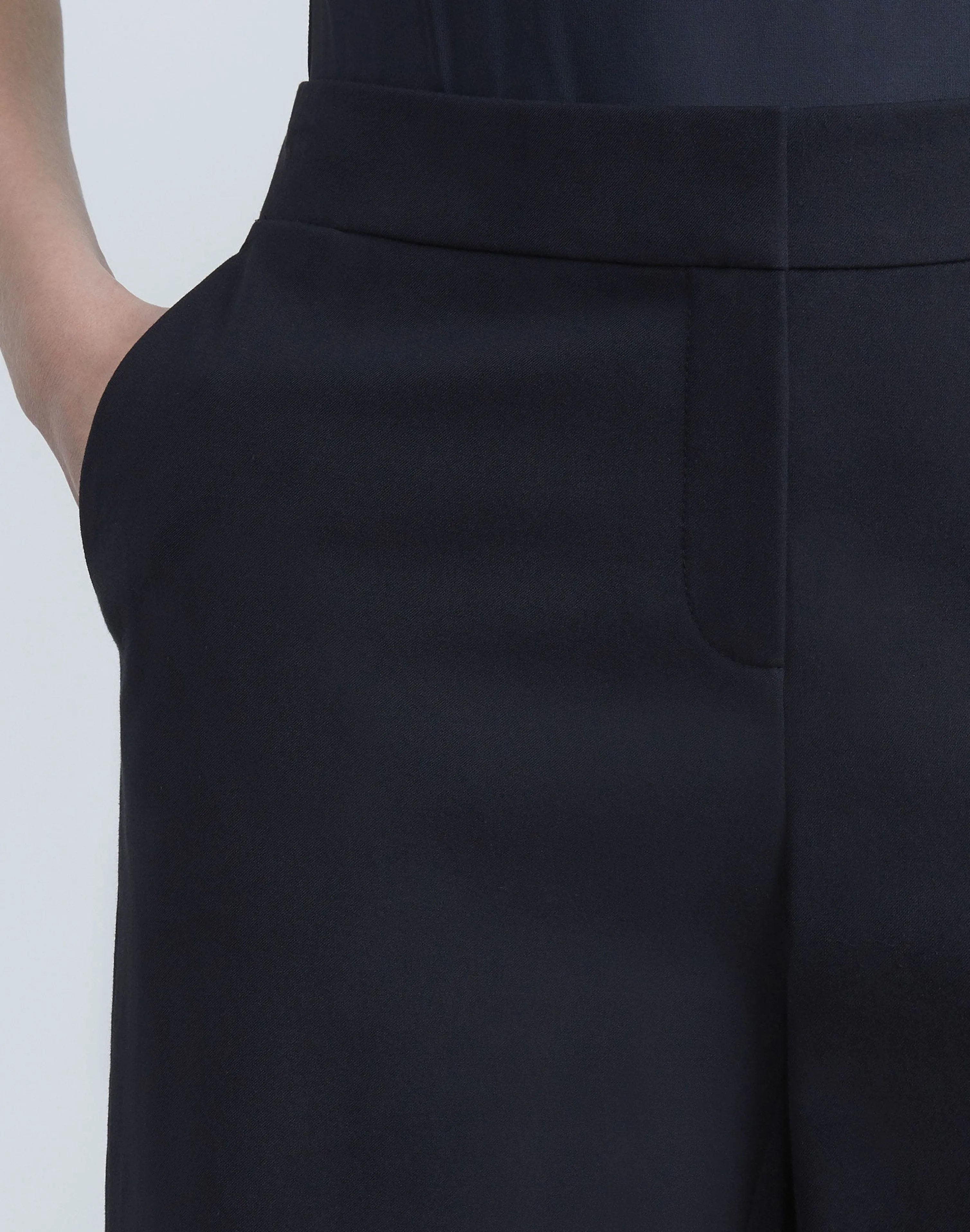 Stretch Twill Manhattan Bermuda Short